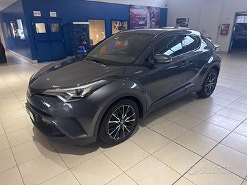 Toyota C-HR 1.8 Hybrid E-CVT Lounge