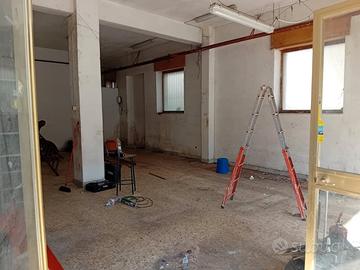 Locale commerciale 76mq a Praia a Mare