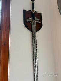 spada ghiaccio trono di spade