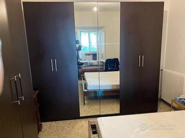 Mobile camera e letto contenitore
