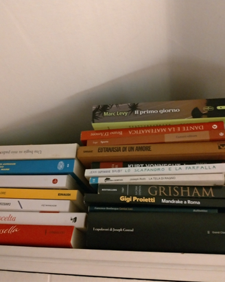 LIBRI USATI 5 di 9
