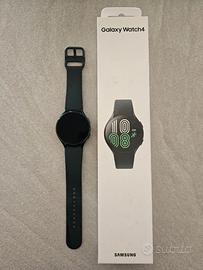 SAMSUNG Galaxy Watch4