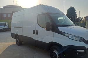 IVECO DAILY FURGONE EURO 6