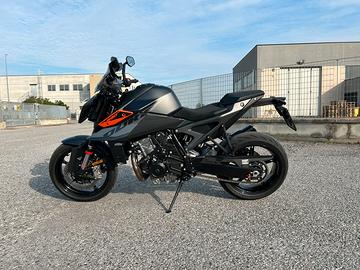 Ktm 990 Duke 2024 - km 1500