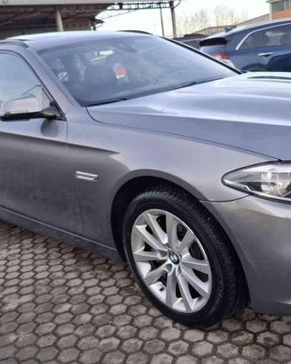 BMW 530 d xDrive Touring Luxury