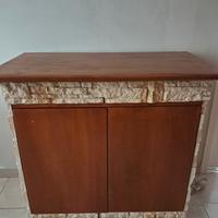 mobile rivestito in pietra fatto a mano