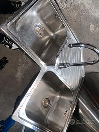 Lavandino angolare Franke