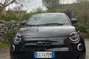 Fiat 500 Elettrica La Prima By Bocelli 42 kWh