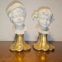 Coppia busti porcellana Biscuit Benacchio Triade