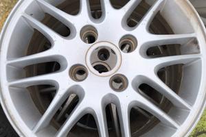 Cerchi in lega 15' Ford Fiesta