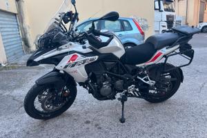 Benelli TRK 502x