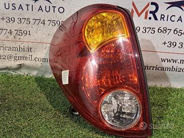 STOP FANALE POSTERIORE SINISTRO MITSUBISHI L 200 4