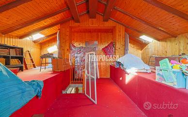 VP28 VILLETTA INDIPENDENTE IN PIENO CENTRO AD ANZO