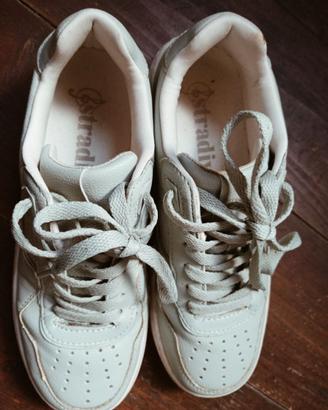 Scarpe Stradivarius quasi nuove