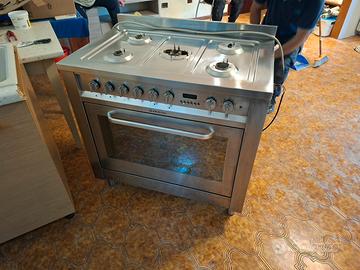 forno Ariston
