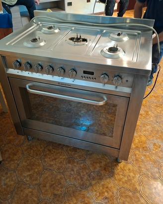forno Ariston