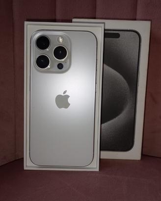 iPhone 15 Pro 256GB Titanio Bianco