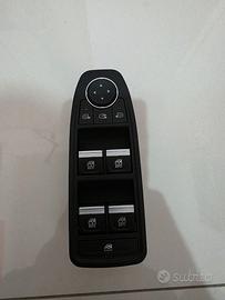 Pulsantiera Alzacristalli Renault Captur II
