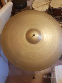 ride zildjian 22" con rivetti 