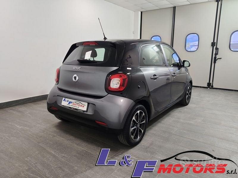 Smart Forfour 2017 photo 4