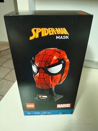 lego casco spiderman 