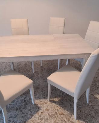 tavolo salotto + 6 sedie
