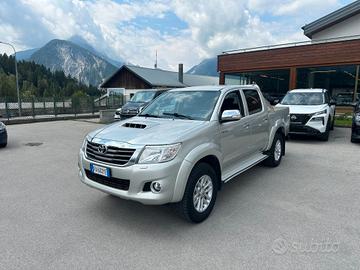 Toyota Hilux 3.0 D-4D aut.4WD 4p. DC Stylex