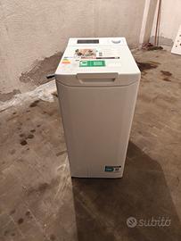 Lavatrice carica dall'alto - 7Kg Wifi 