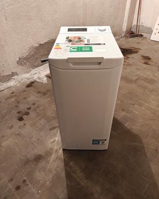 Lavatrice carica dall'alto - 7Kg Wifi 