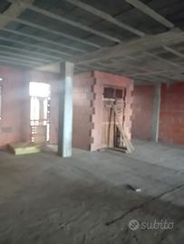 Appartamento con terrazze e cantina