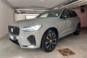 Volvo xc60 b5 awd plus dark