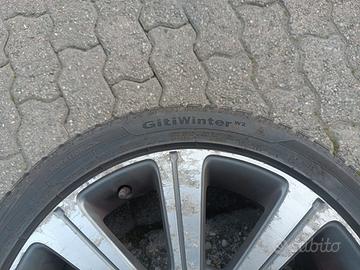 Gomme Complete di cerchi in lega 