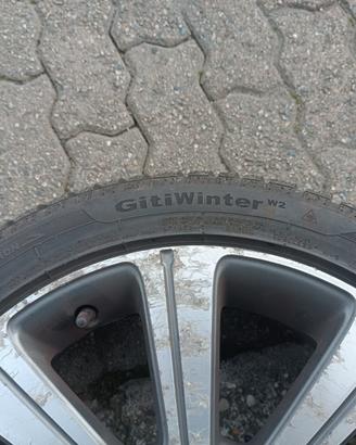 Gomme Complete di cerchi in lega 