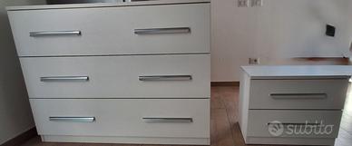 COMÒ + 2 COMODINI BIANCHI EFFETTO LEGNO