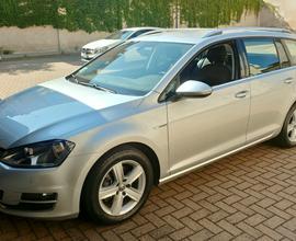 VOLKSWAGEN Golf 7 TGI Station Wagon Permuta
