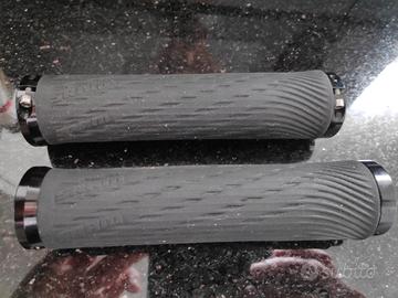 manopole silicone SRAM