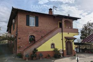 Casa semi-indipendente ristrutturata con giardino