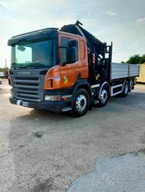 Scania P420 4 assi con gru Hiab 422 + jib