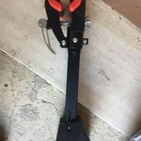 Staffa per bici a muro