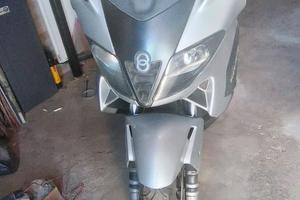 Moto Gilera Nexus 500