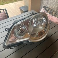 FARO ANTERIORE SINISTRO VW POLO 2008