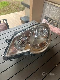 FARO ANTERIORE SINISTRO VW POLO 2008