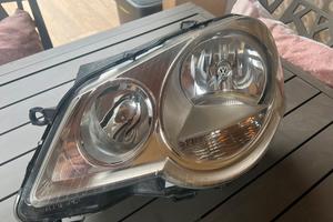 FARO ANTERIORE SINISTRO VW POLO 2008