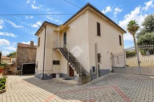 CASA INDIPENDENTE A MOSCIANO SANT'ANGELO
