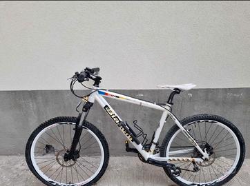 Esclusiva MTB Bianchi OETZI Reparto corse
