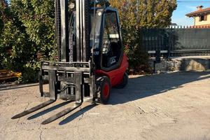 S142 Muletto Linde 30 q alzata libera