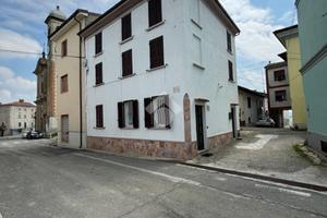 CASA DI CORTE A SAN DAMIANO AL COLLE