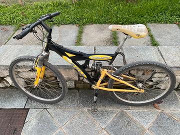 Bici MTB biammortizzata BULL