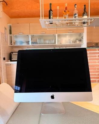 iMac 21.5”