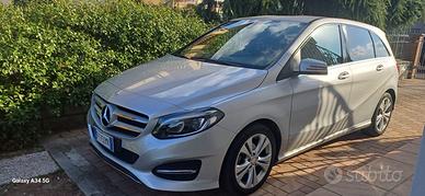 Mercedes-benz B 180 d Automatic Premium